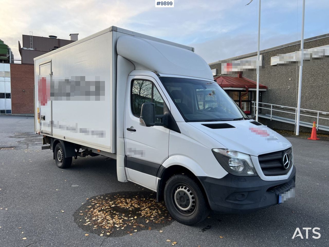 Mercedes Benz Sprinter Skåpbil med bakgavellyft - Фургон с закрытым кузовом: фото 2 Mercedes Benz Sprinter Skåpbil med bakgavellyft - Фургон с закрытым кузовом: фото 2