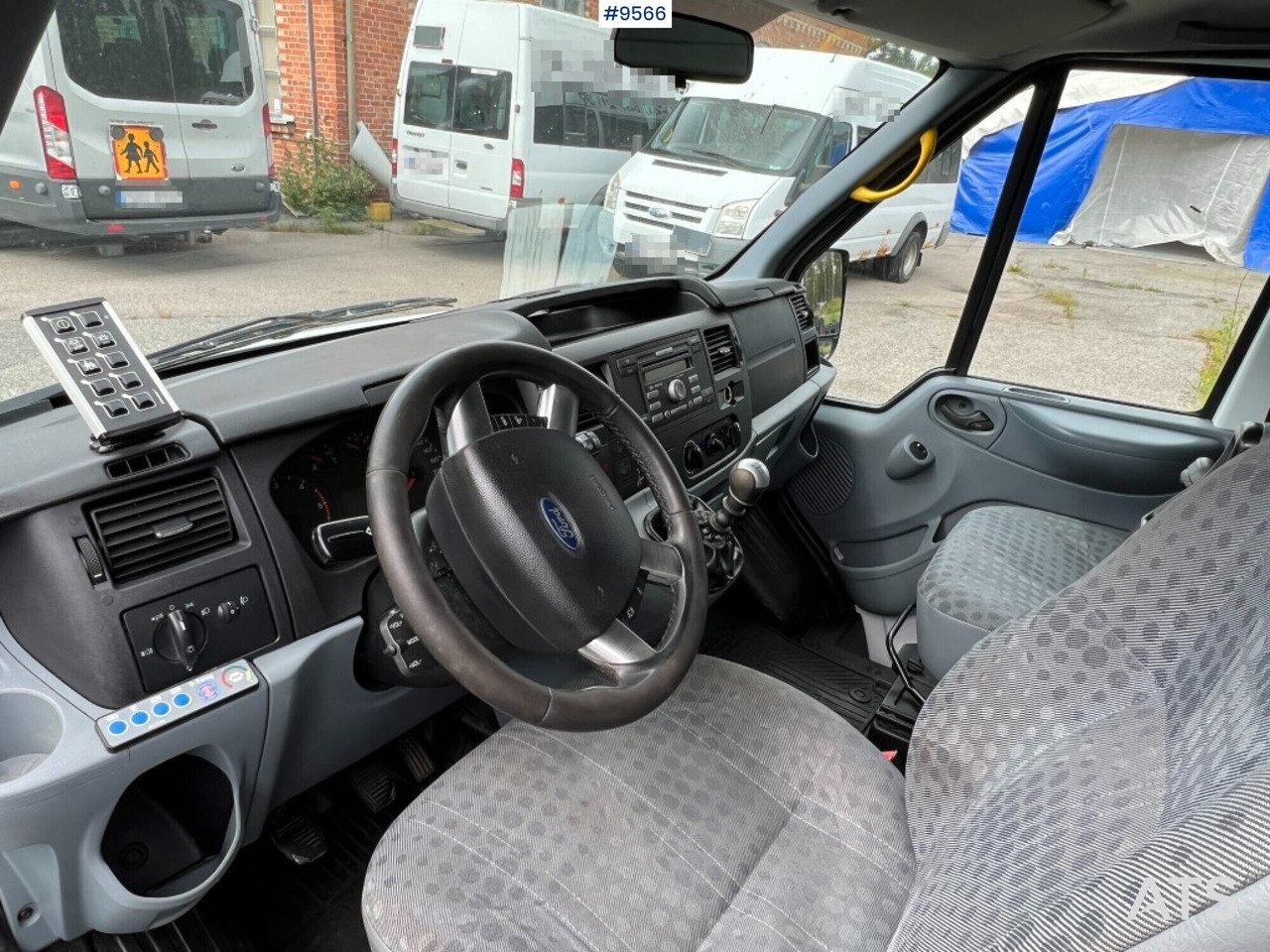 Minibus- Ford FDG6 Transit- Sold newly inspected - Микроавтобус, Пассажирский фургон: фото 4 Minibus- Ford FDG6 Transit- Sold newly inspected - Микроавтобус, Пассажирский фургон: фото 4