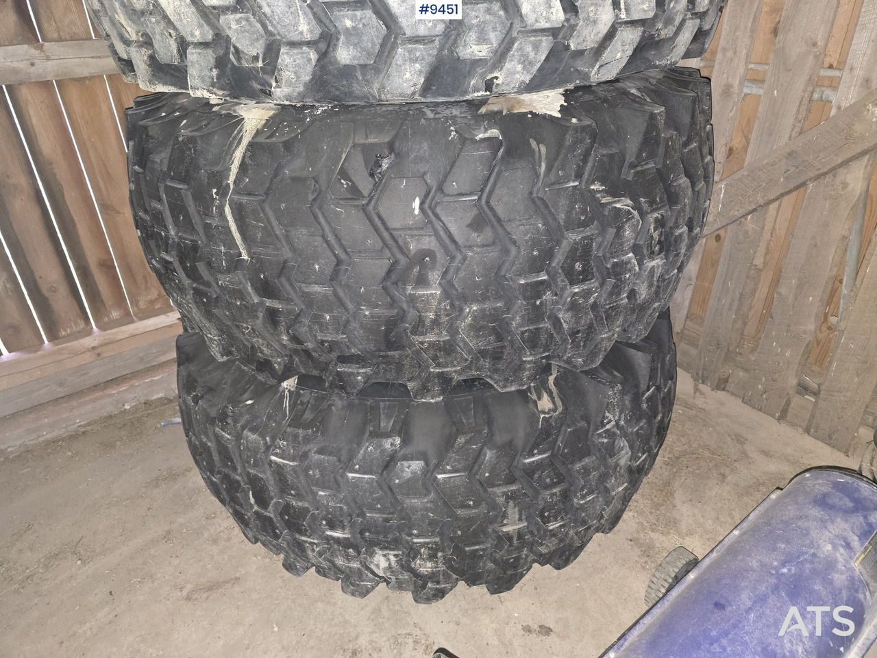 NOKIAN TIRE AND RIM FOR HUDDIG - Строительное оборудование: фото 2 NOKIAN TIRE AND RIM FOR HUDDIG - Строительное оборудование: фото 2