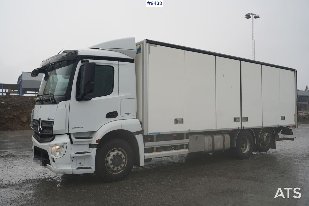 Refrigerated Box truck Mercedes Antos with tail lift (SEE VIDEO) - Рефрижератор: фото 3 Refrigerated Box truck Mercedes Antos with tail lift (SEE VIDEO) - Рефрижератор: фото 3