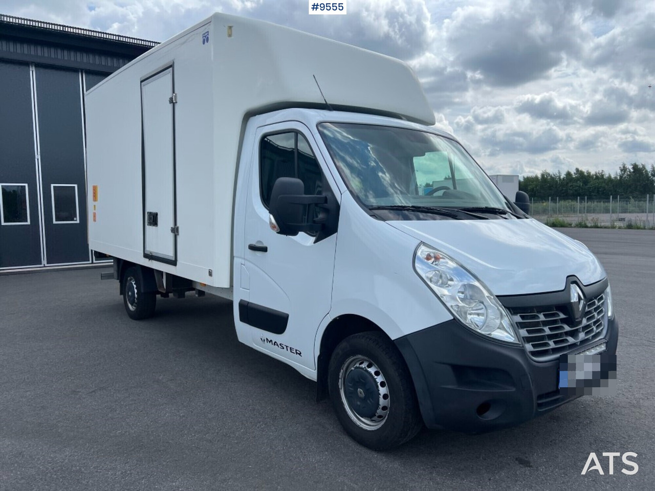 Renault Master with tail lift - Фургон с закрытым кузовом: фото 2 Renault Master with tail lift - Фургон с закрытым кузовом: фото 2