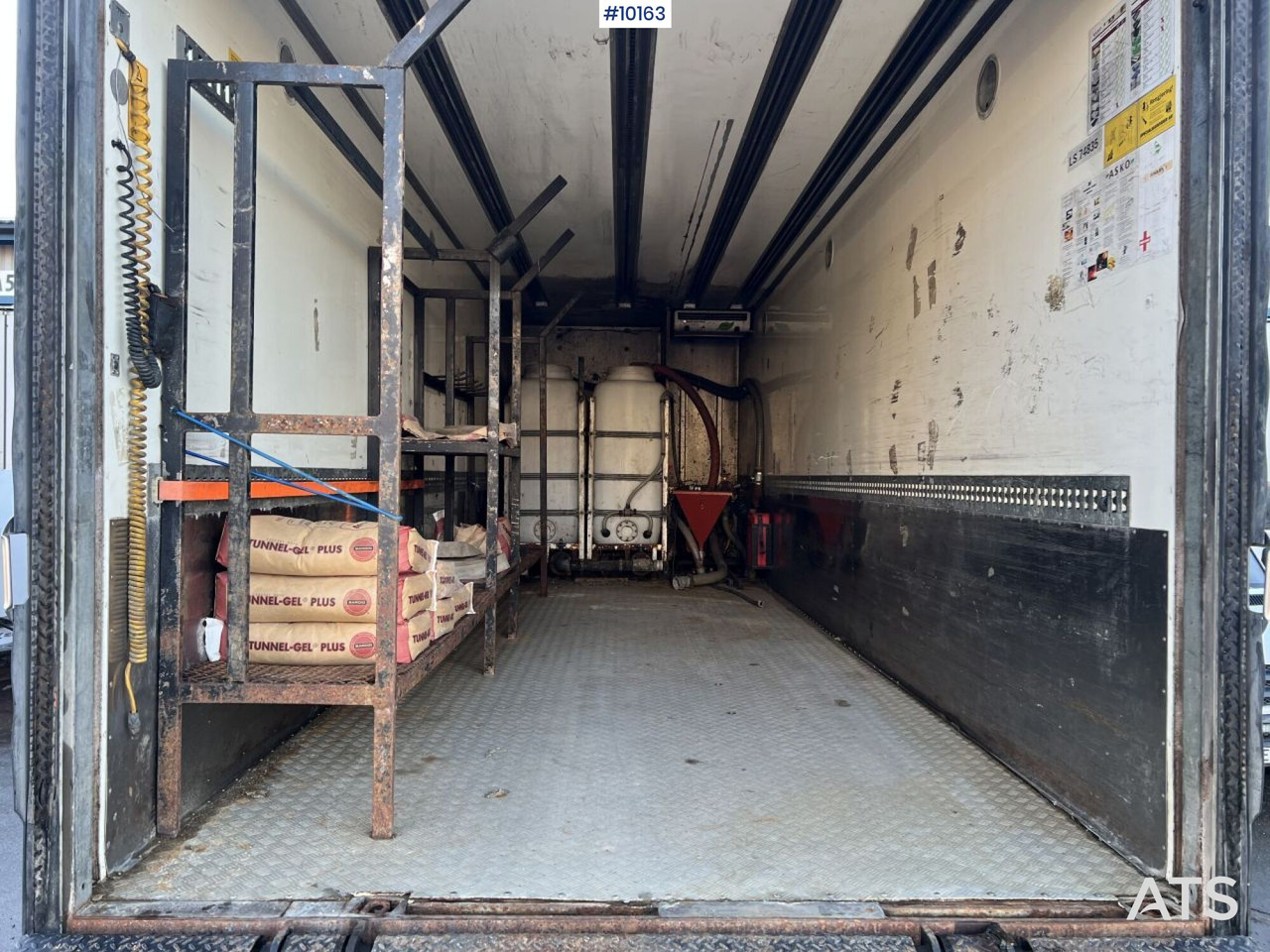 SCANIA G400 Box Truck with folding ramp - Грузовик с закрытым кузовом: фото 5 SCANIA G400 Box Truck with folding ramp - Грузовик с закрытым кузовом: фото 5