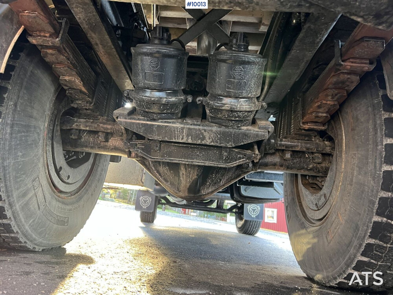 SCANIA L86 S46 Crane truck/tipper truck with attachments - Самосвал, Автоманипулятор: фото 5 SCANIA L86 S46 Crane truck/tipper truck with attachments - Самосвал, Автоманипулятор: фото 5