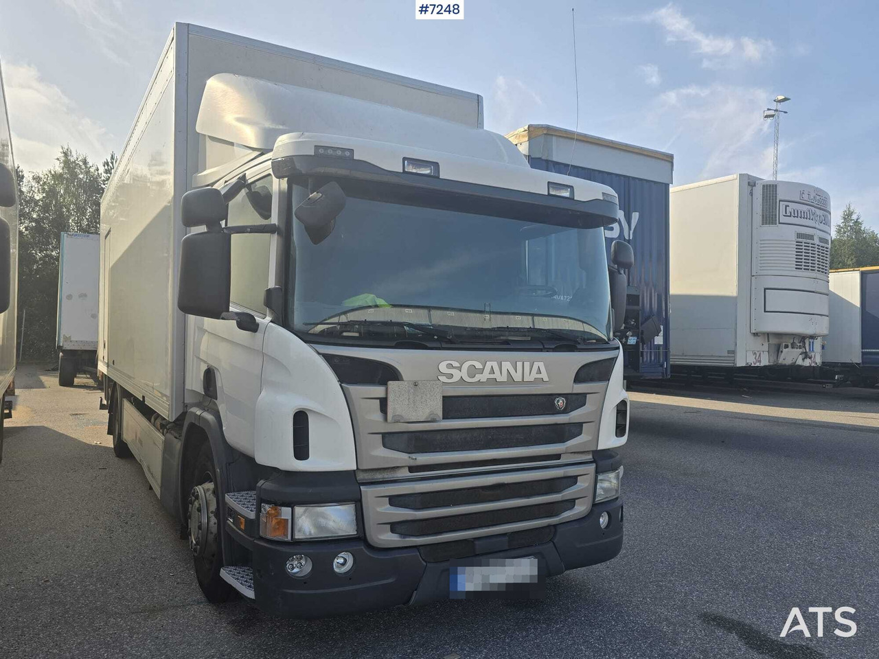 Scania P320 Box truck with tail lift - Грузовик с закрытым кузовом: фото 2 Scania P320 Box truck with tail lift - Грузовик с закрытым кузовом: фото 2