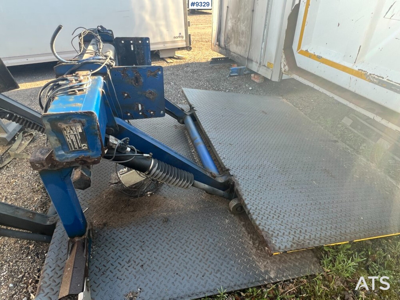 Tail lift - Zepro- ZHD2000-175MA - Гидроборт: фото 3 Tail lift - Zepro- ZHD2000-175MA - Гидроборт: фото 3