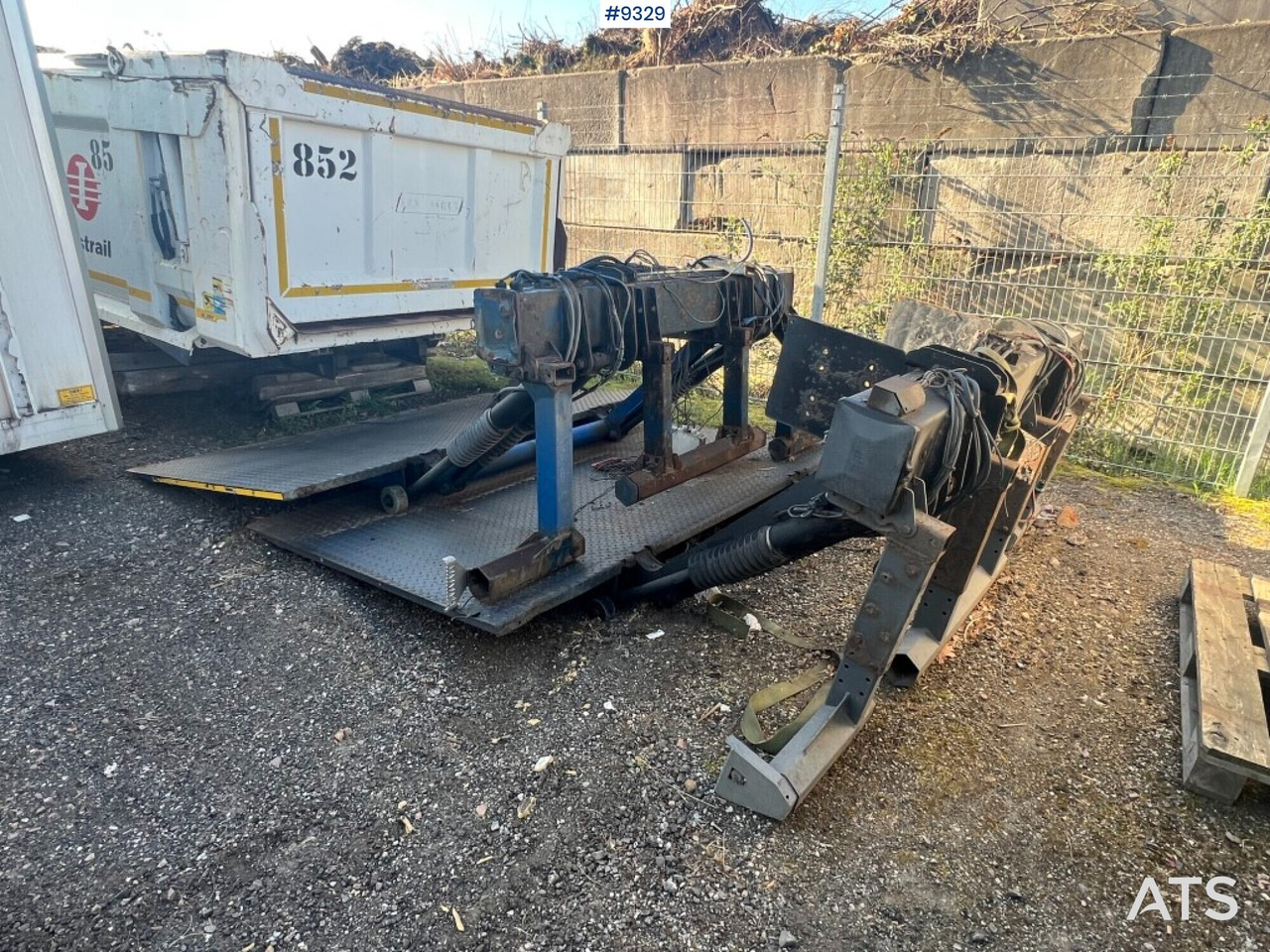 Tail lift - Zepro- ZHD2000-175MA - Гидроборт: фото 1 Tail lift - Zepro- ZHD2000-175MA - Гидроборт: фото 1