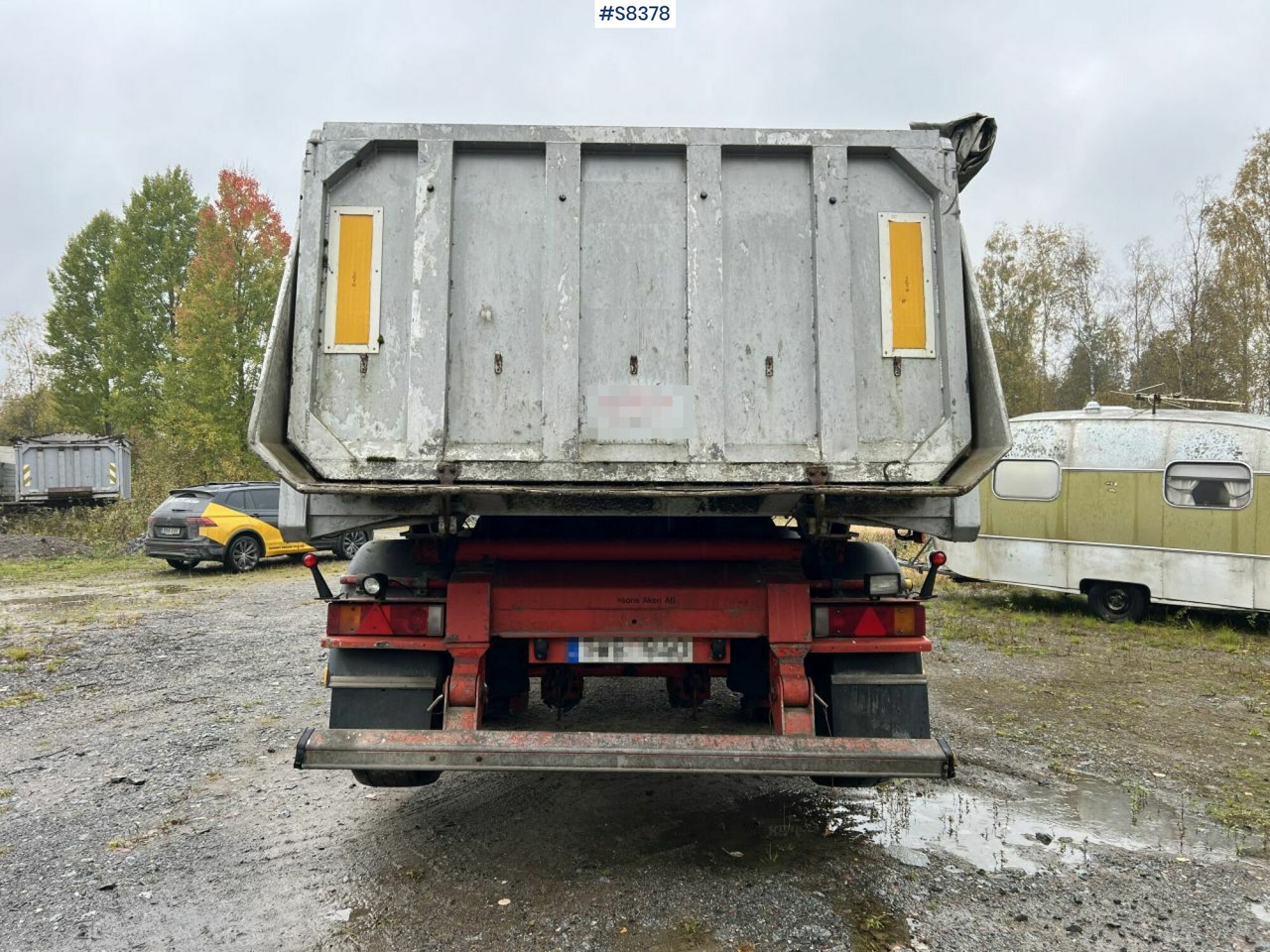 Tipper trailer, Fruehauf TP-87, 4-axles, Dump body Benalu - Самосвальный прицеп: фото 4 Tipper trailer, Fruehauf TP-87, 4-axles, Dump body Benalu - Самосвальный прицеп: фото 4