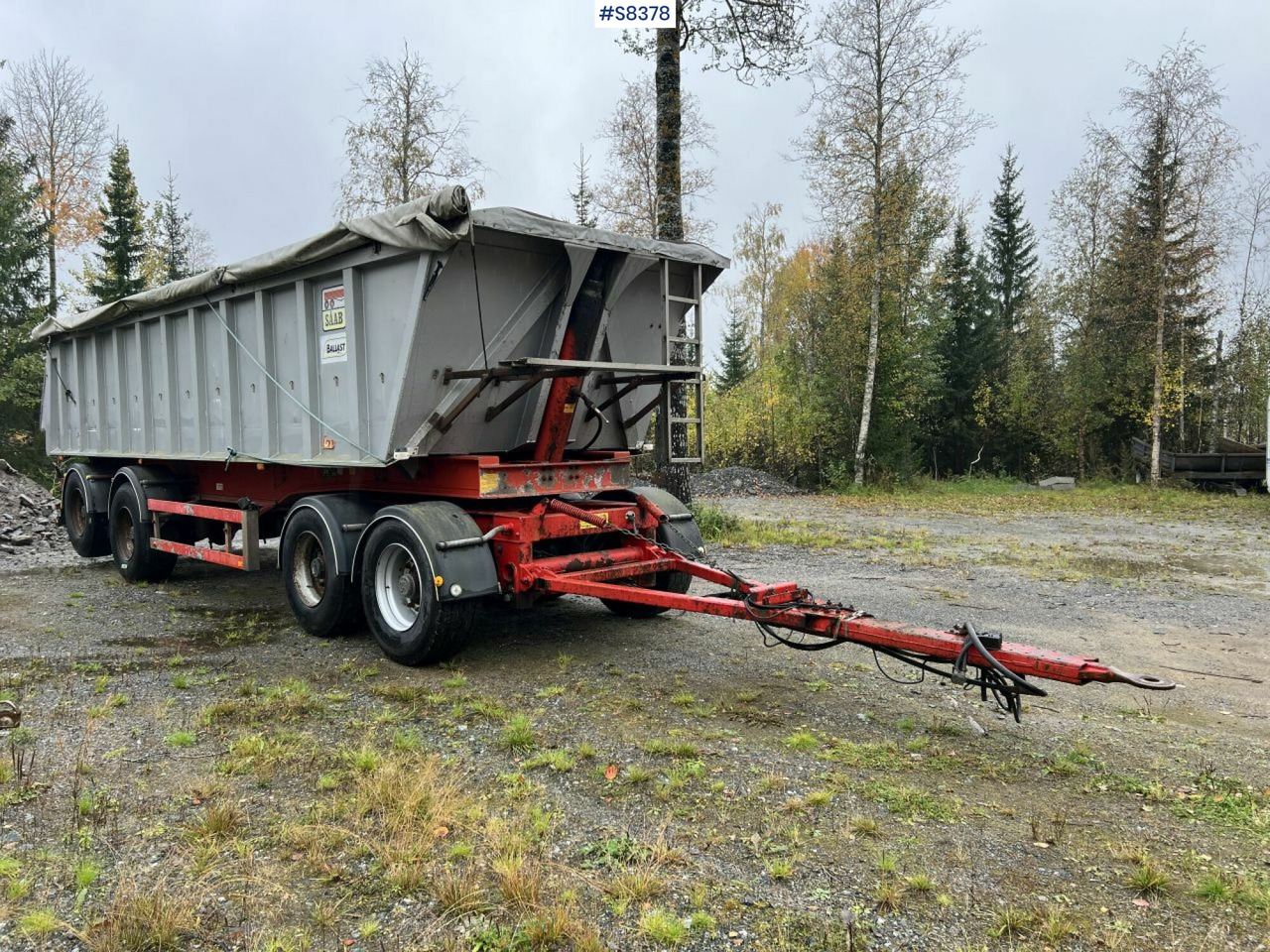 Tipper trailer, Fruehauf TP-87, 4-axles, Dump body Benalu - Самосвальный прицеп: фото 1 Tipper trailer, Fruehauf TP-87, 4-axles, Dump body Benalu - Самосвальный прицеп: фото 1