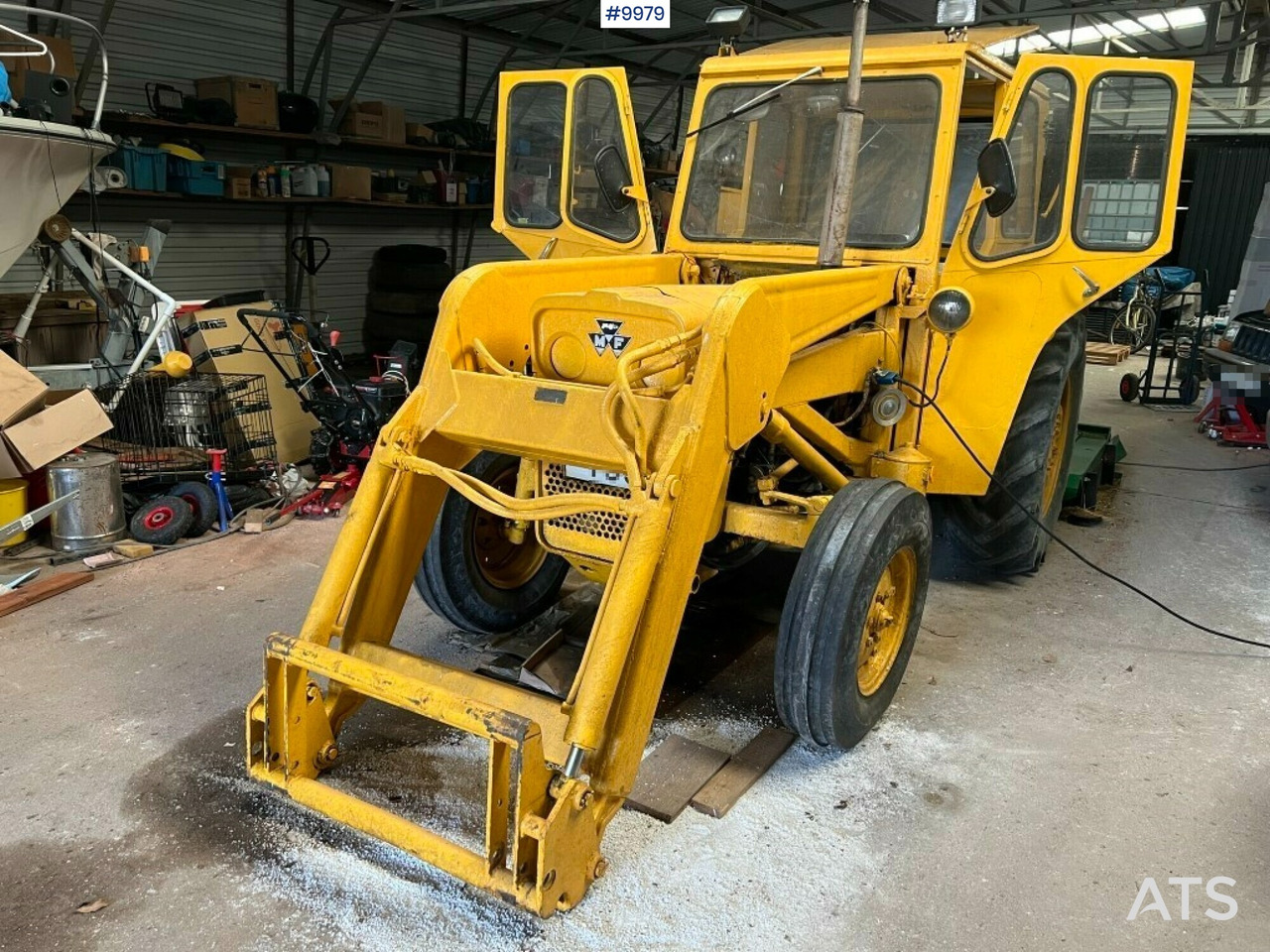 Tractor- MASSEY-FERGUSON 203 - Трактор: фото 2 Tractor- MASSEY-FERGUSON 203 - Трактор: фото 2