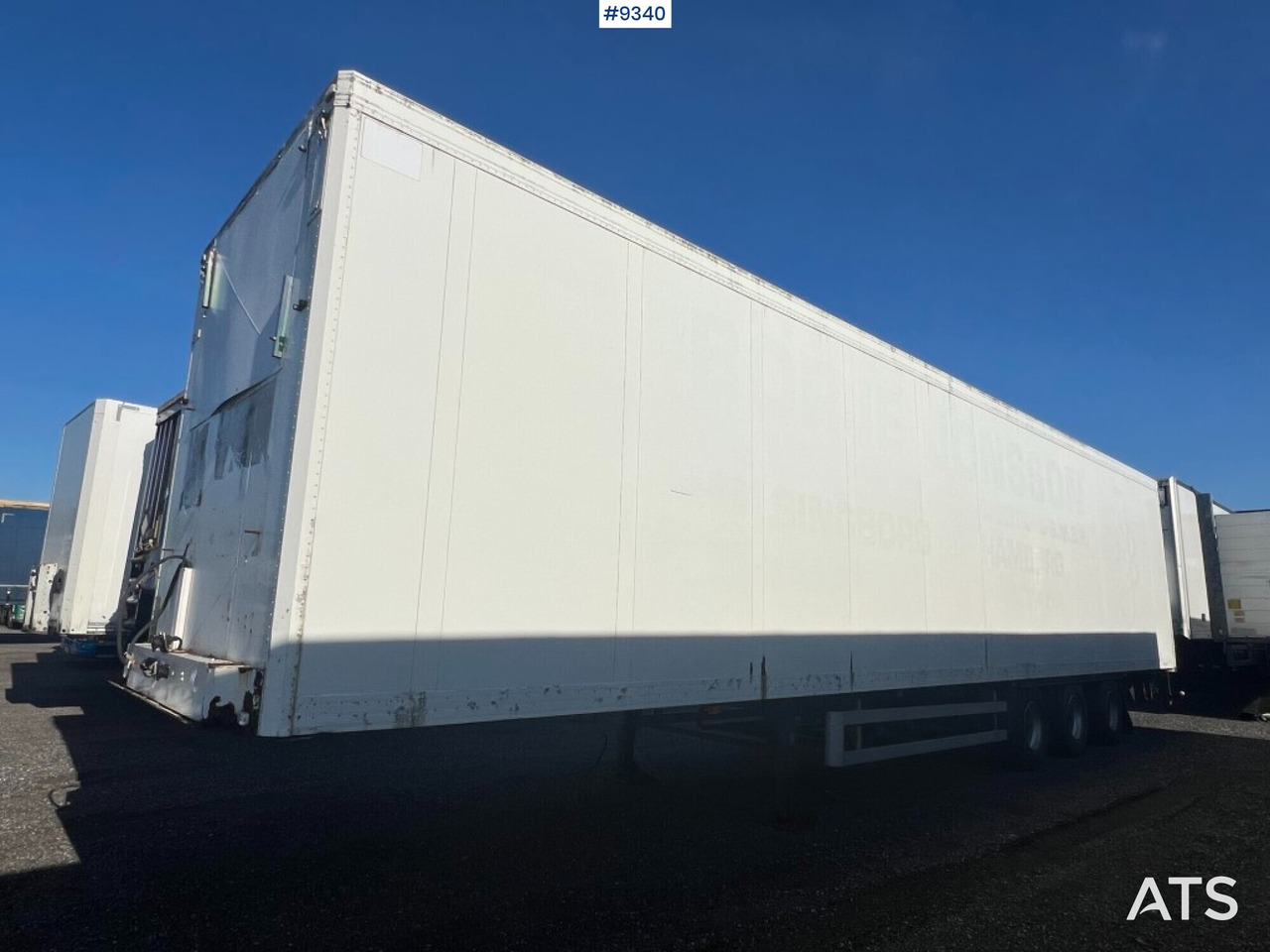 Trailer - SCHMITZ SKO 24 - Полуприцеп-фургон: фото 3 Trailer - SCHMITZ SKO 24 - Полуприцеп-фургон: фото 3