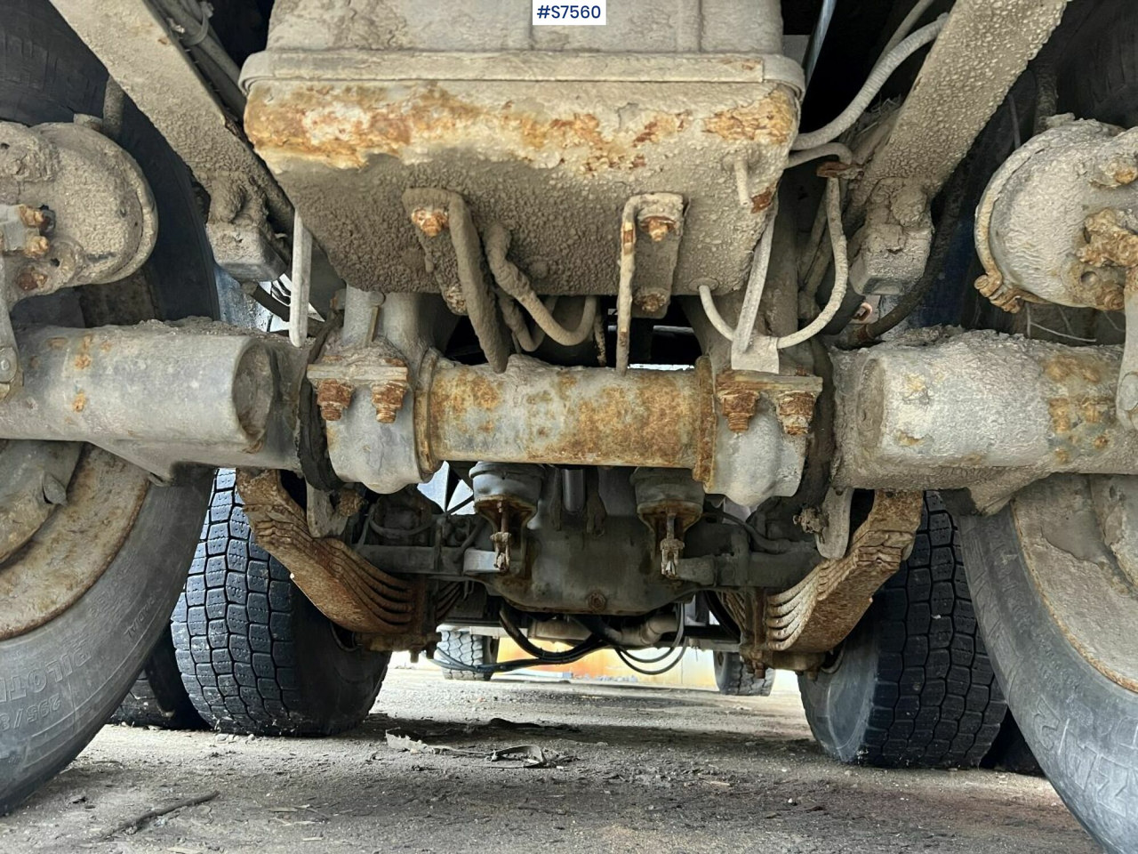 Тягач Tow Truck Volvo FH400 with Epsilon 110Z crane: фото 8
