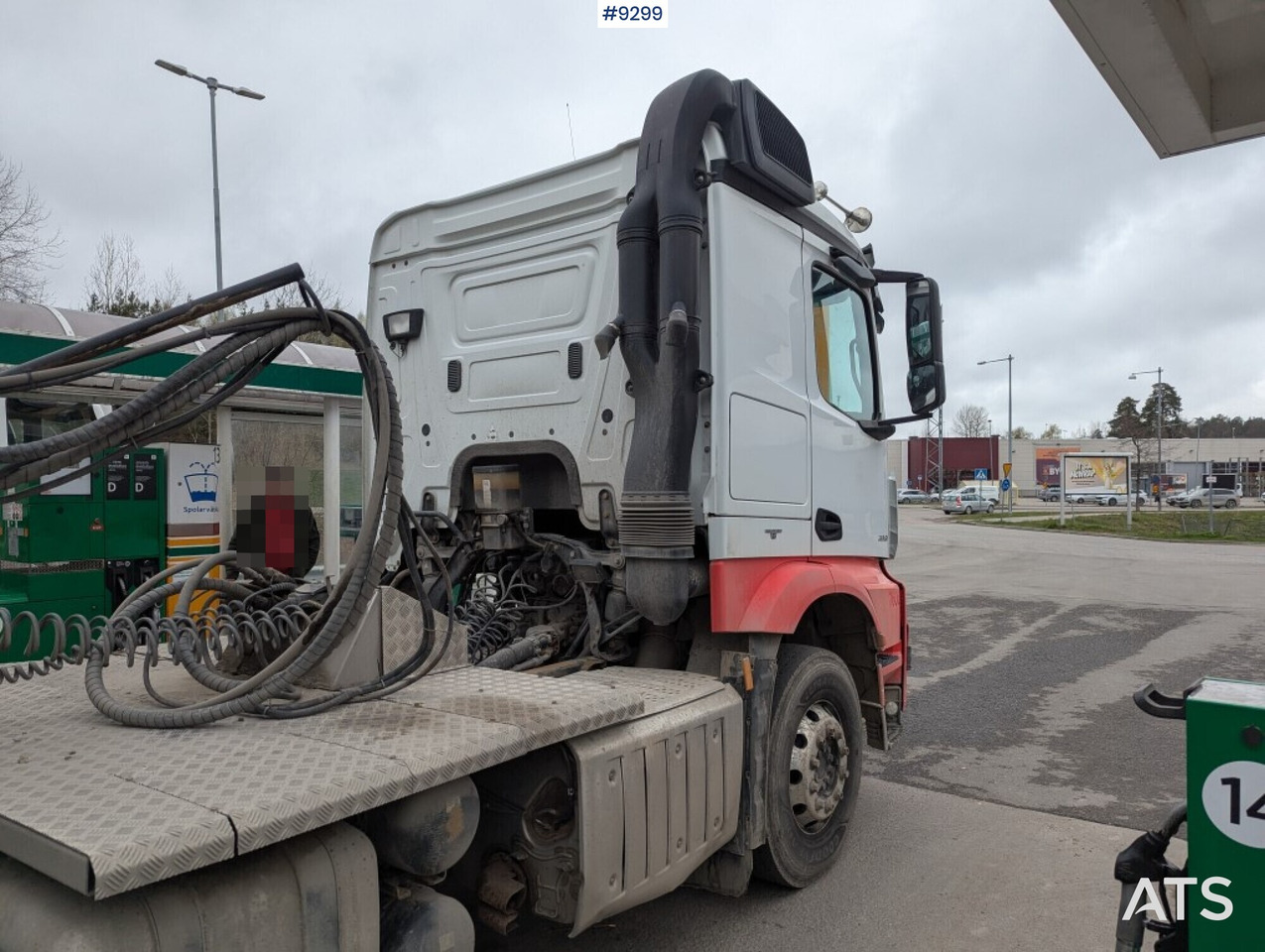 Tractor Unit Mercedes-Benz Arocs 3351 6x4 with tipper trailer - Тягач: фото 3 Tractor Unit Mercedes-Benz Arocs 3351 6x4 with tipper trailer - Тягач: фото 3