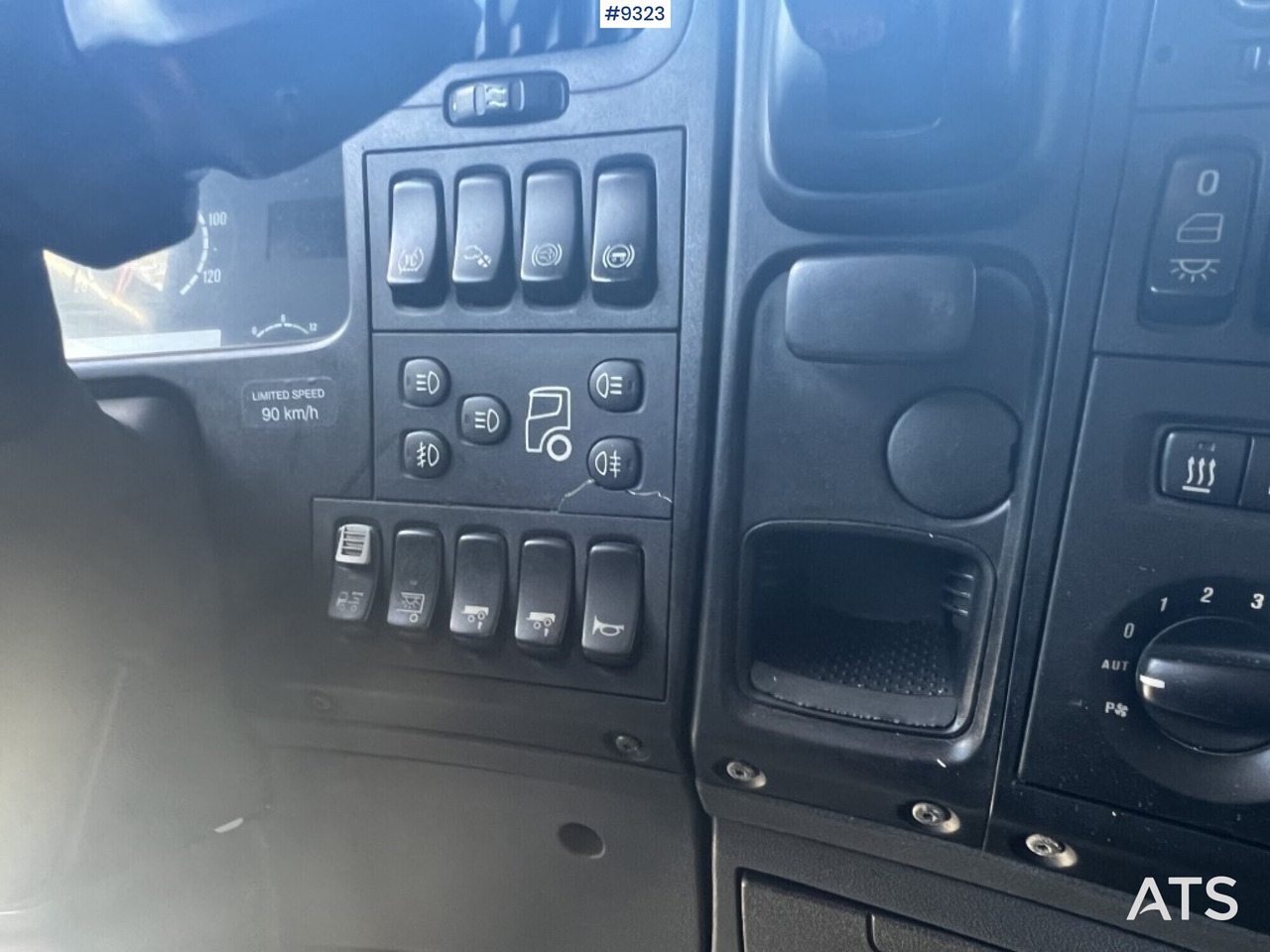 Тягач Tractor unit Scania R420 6x2: фото 20