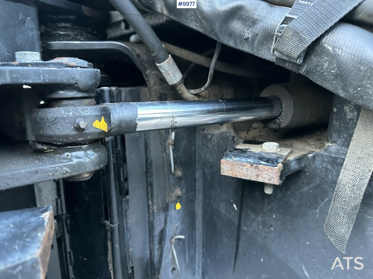 Трактор Valtra X110 waiststeering tractor with twintrac: фото 18 Трактор Valtra X110 waiststeering tractor with twintrac: фото 18