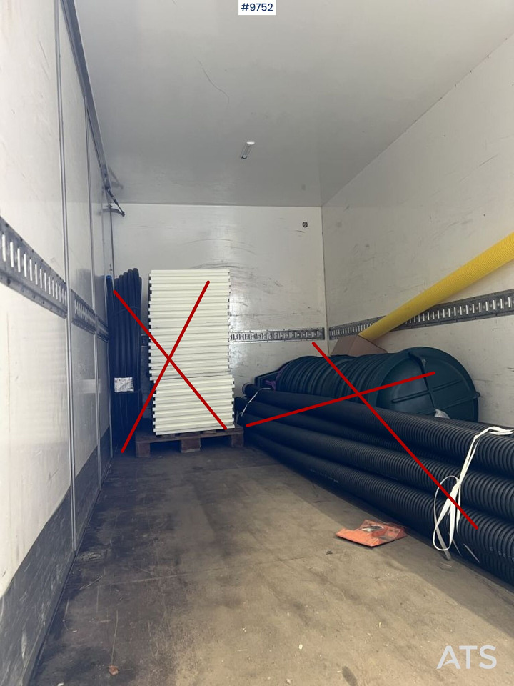 Volkswagen Crafter with tail lift - Фургон с закрытым кузовом: фото 4 Volkswagen Crafter with tail lift - Фургон с закрытым кузовом: фото 4