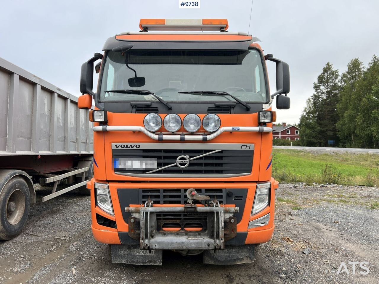 Volvo FH 8*4 Truck with plow attachment - Крюковой мультилифт: фото 3 Volvo FH 8*4 Truck with plow attachment - Крюковой мультилифт: фото 3