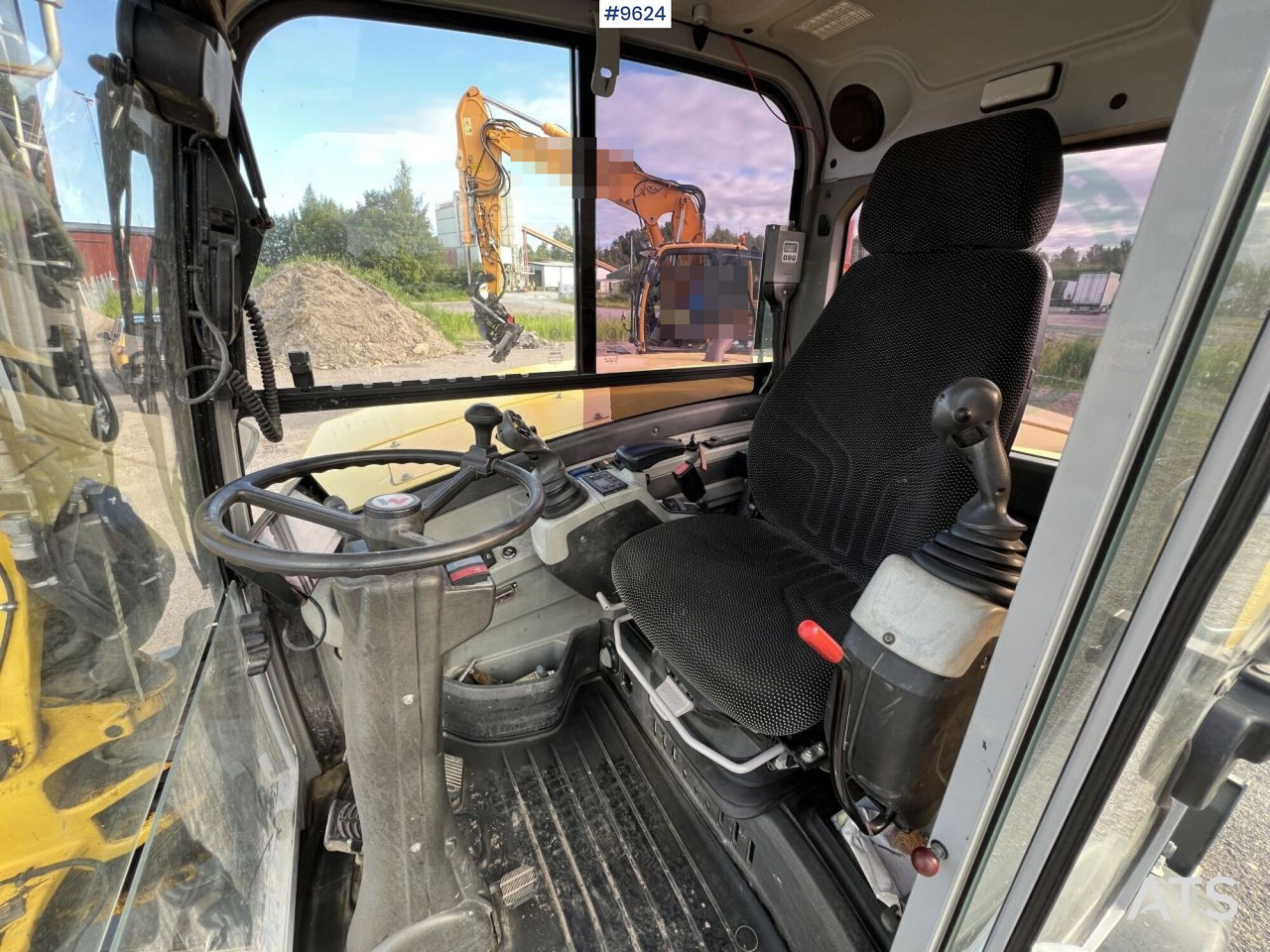 Wheeled Excavator Wacker Neuson EW100 (See Video) - Колёсный экскаватор: фото 5 Wheeled Excavator Wacker Neuson EW100 (See Video) - Колёсный экскаватор: фото 5
