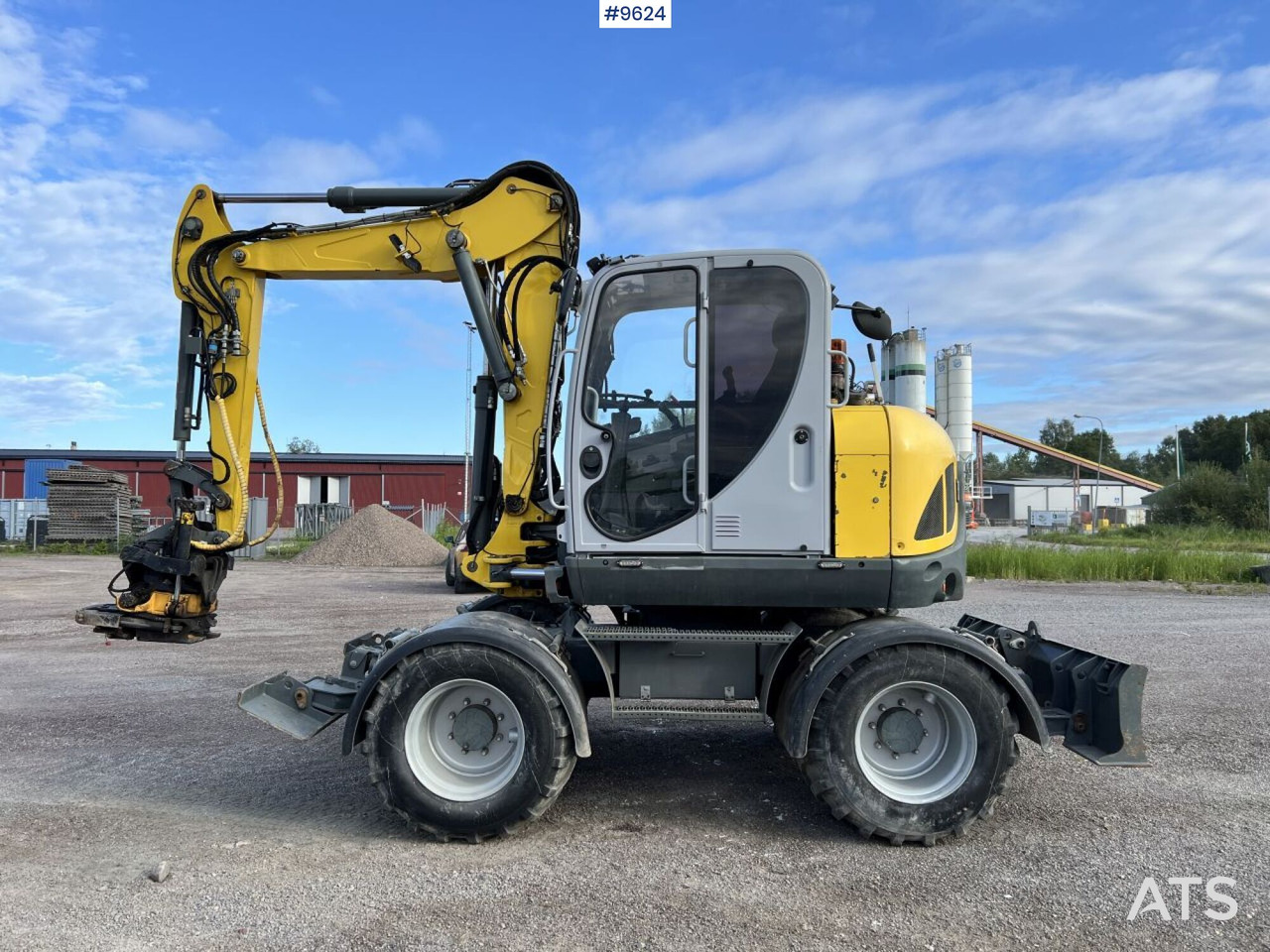 Wheeled Excavator Wacker Neuson EW100 (See Video) - Колёсный экскаватор: фото 1 Wheeled Excavator Wacker Neuson EW100 (See Video) - Колёсный экскаватор: фото 1