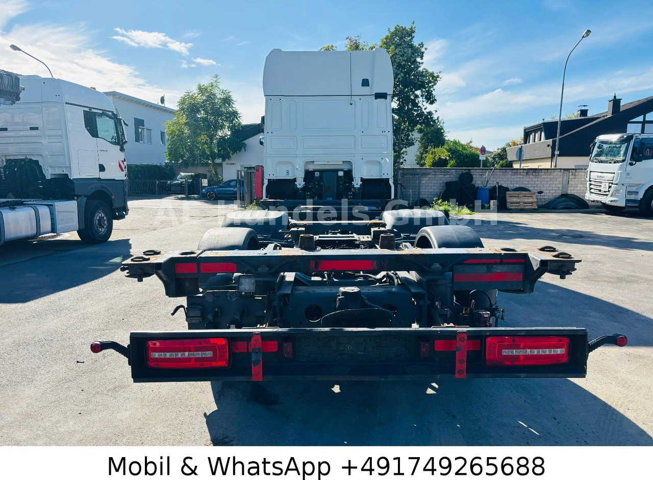 DAF XF480 SSC BDF *Retarder/Lenk+Lift/ACC/2xTank/AHK - Грузовик-контейнеровоз/ Сменный кузов: фото 4 DAF XF480 SSC BDF *Retarder/Lenk+Lift/ACC/2xTank/AHK - Грузовик-контейнеровоз/ Сменный кузов: фото 4