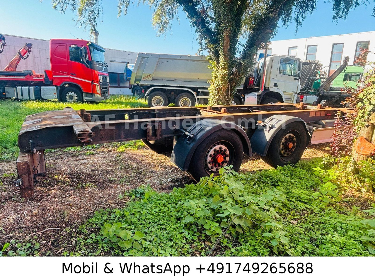 Fliegl TWP 180 Tandem Tiefgekoppelt *BWP/Scheibenbremse - Шасси прицеп: фото 3 Fliegl TWP 180 Tandem Tiefgekoppelt *BWP/Scheibenbremse - Шасси прицеп: фото 3