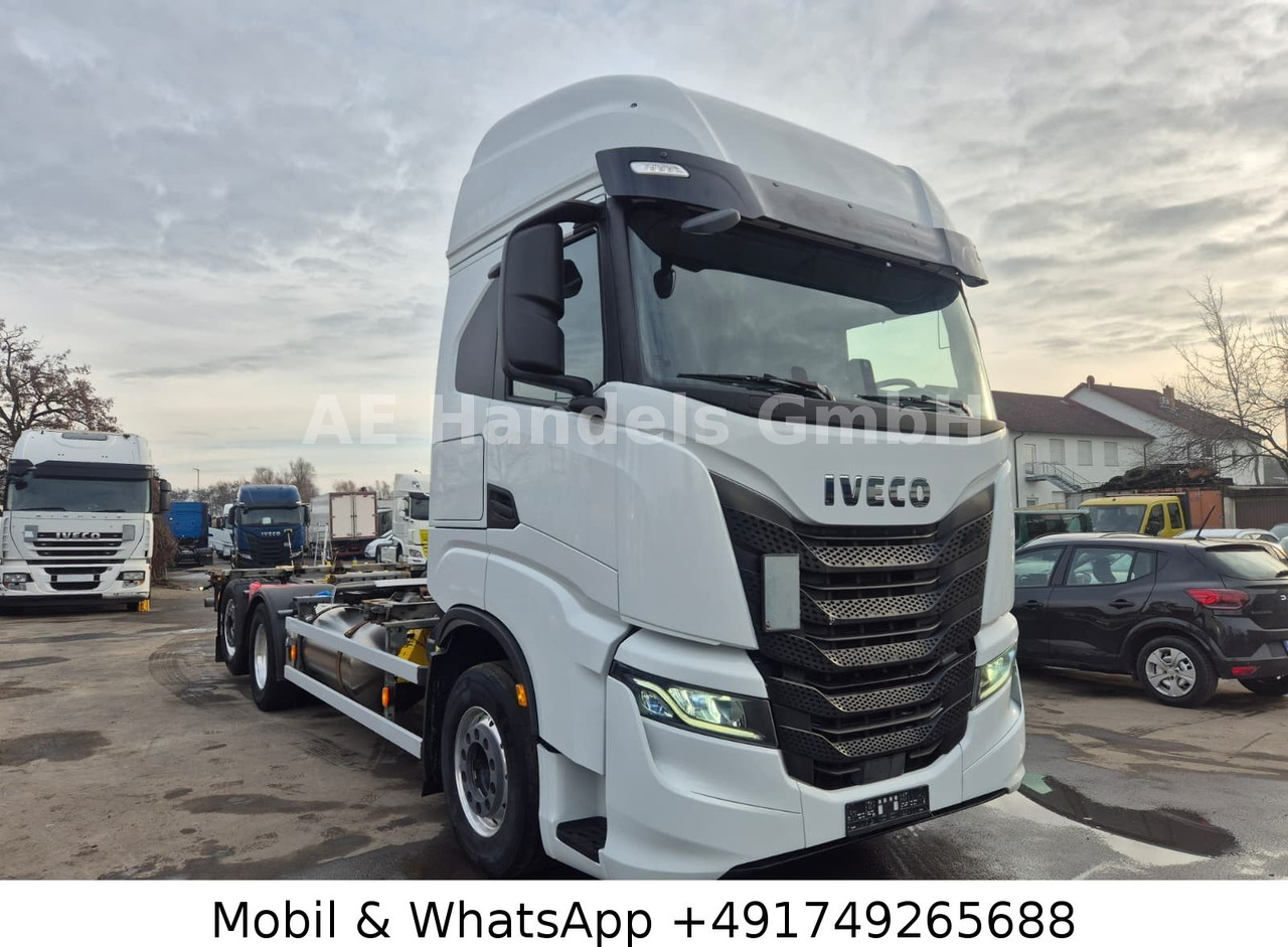 Iveco S-Way 460 AS BDF LNG *Retarder/Lenk+Lift/Multi - Грузовик-контейнеровоз/ Сменный кузов: фото 1 Iveco S-Way 460 AS BDF LNG *Retarder/Lenk+Lift/Multi - Грузовик-контейнеровоз/ Сменный кузов: фото 1