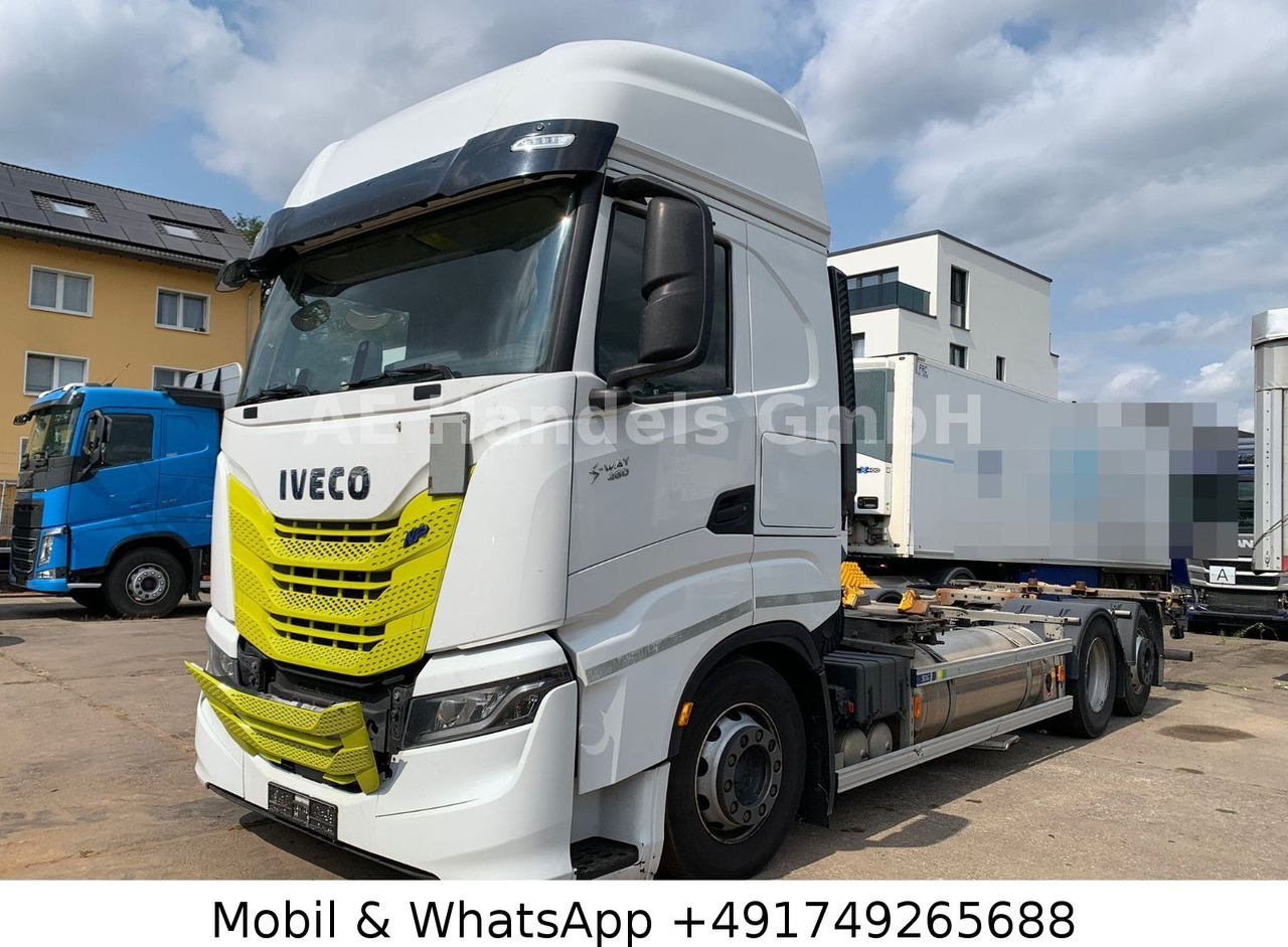 Iveco S-Way 460 LNG BDF 6x2 *Retarder/Lenk+Lift/AHK - Грузовик-контейнеровоз/ Сменный кузов: фото 4 Iveco S-Way 460 LNG BDF 6x2 *Retarder/Lenk+Lift/AHK - Грузовик-контейнеровоз/ Сменный кузов: фото 4
