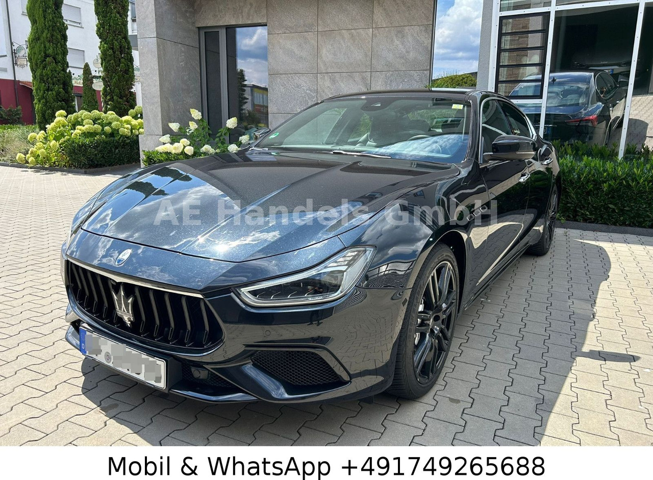 Maserati Ghibli Modena *Voll/GermanCar/Harman-Kardon - Седан: фото 4 Maserati Ghibli Modena *Voll/GermanCar/Harman-Kardon - Седан: фото 4