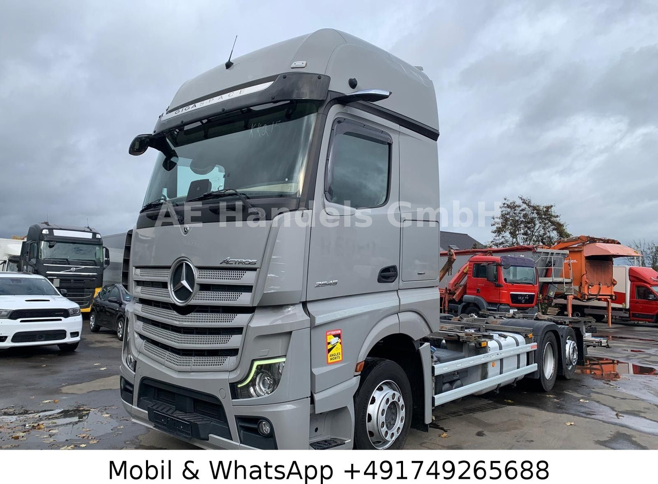 Mercedes-Benz Actros V 2545 GigaSpace BDF LL*Retarder/LBW/L+L - Грузовик-контейнеровоз/ Сменный кузов: фото 1 Mercedes-Benz Actros V 2545 GigaSpace BDF LL*Retarder/LBW/L+L - Грузовик-контейнеровоз/ Сменный кузов: фото 1