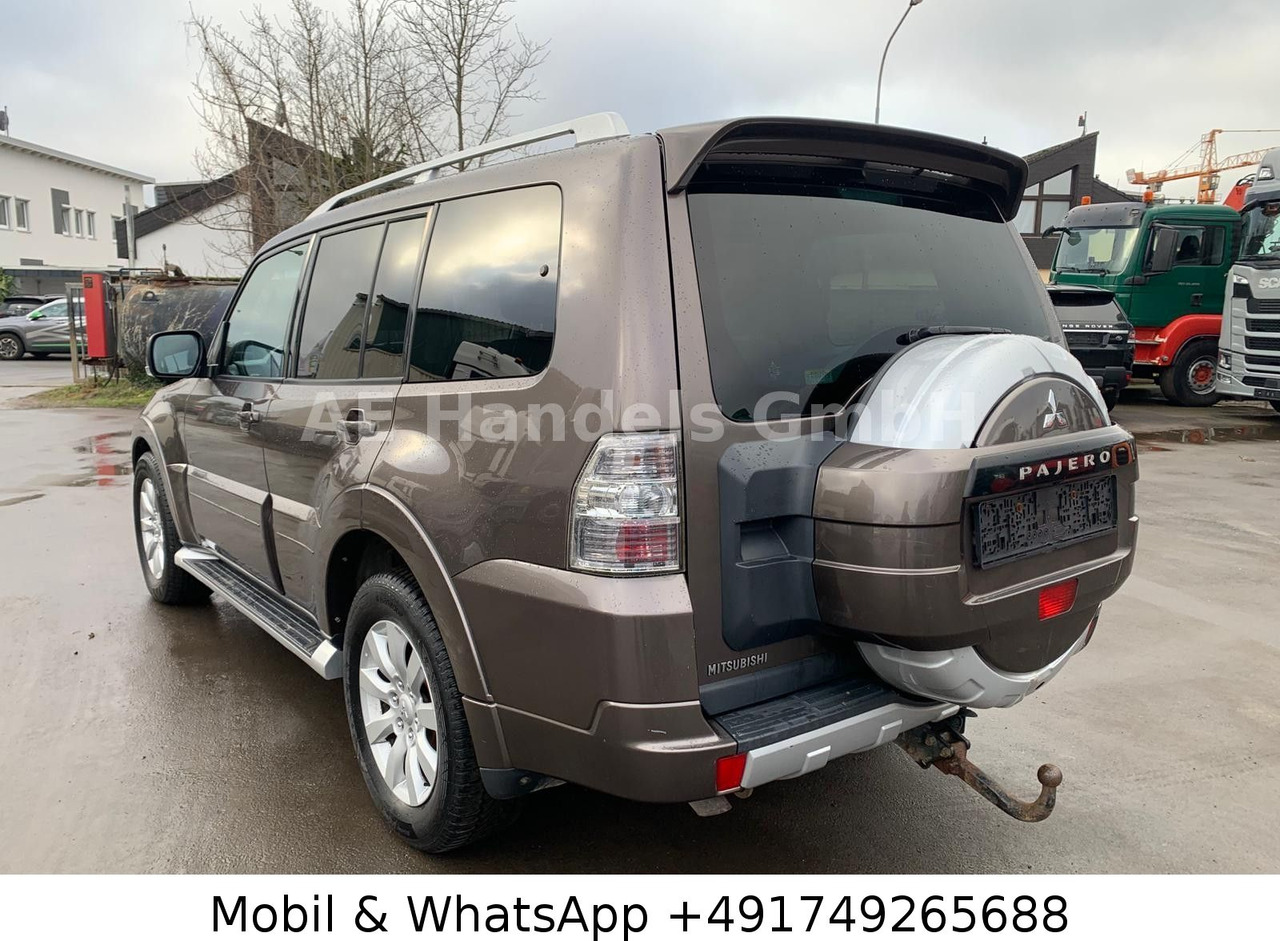 Mitsubishi Pajero 3.2 DI-D Instyle *Auto./Xenon/Leder/AHK - Внедорожник: фото 5 Mitsubishi Pajero 3.2 DI-D Instyle *Auto./Xenon/Leder/AHK - Внедорожник: фото 5