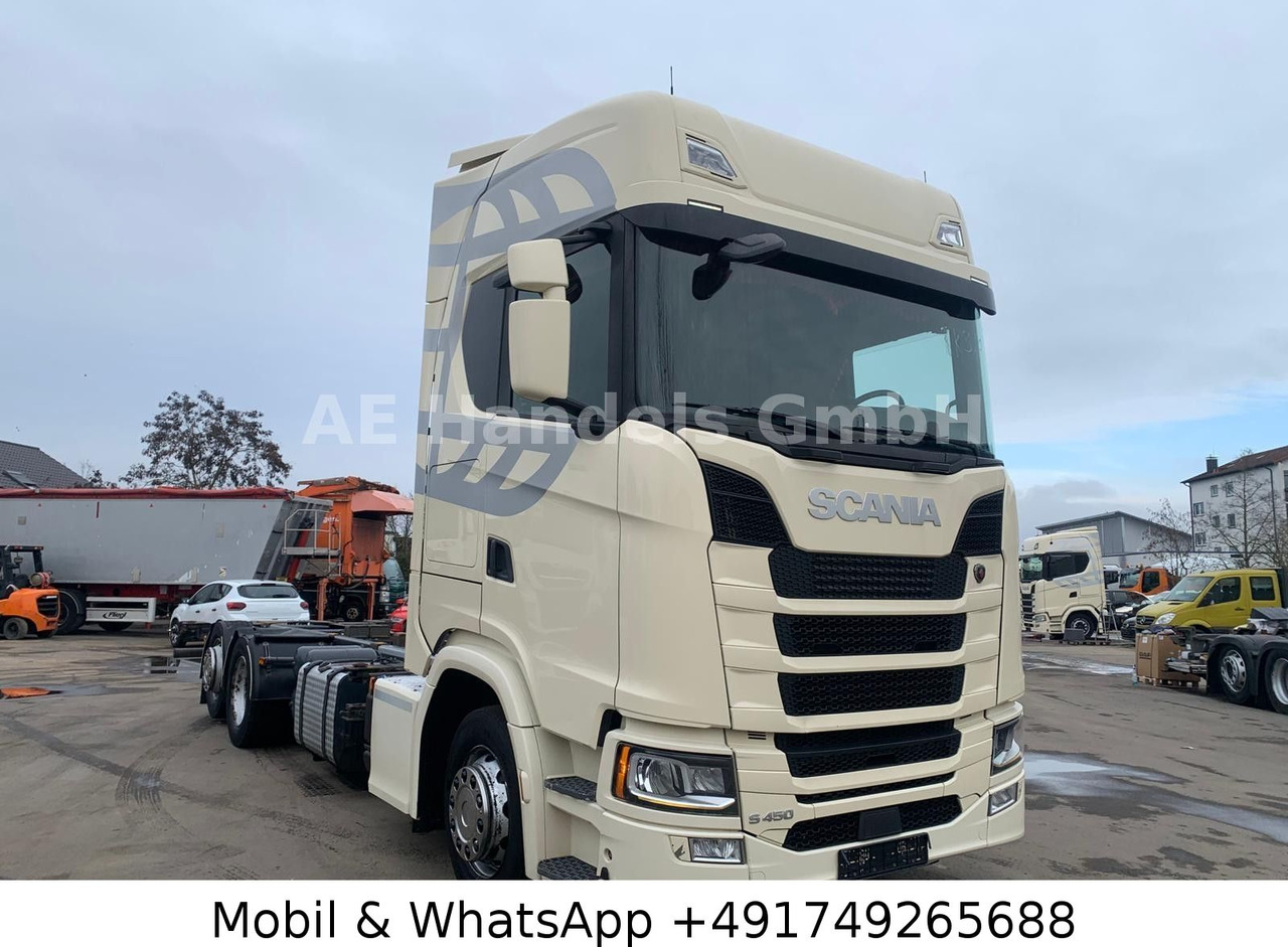 Scania S450 HighLine LL 6x2 BDF*Retarder/AHK/2xTank/ACC - Грузовик-контейнеровоз/ Сменный кузов: фото 1 Scania S450 HighLine LL 6x2 BDF*Retarder/AHK/2xTank/ACC - Грузовик-контейнеровоз/ Сменный кузов: фото 1