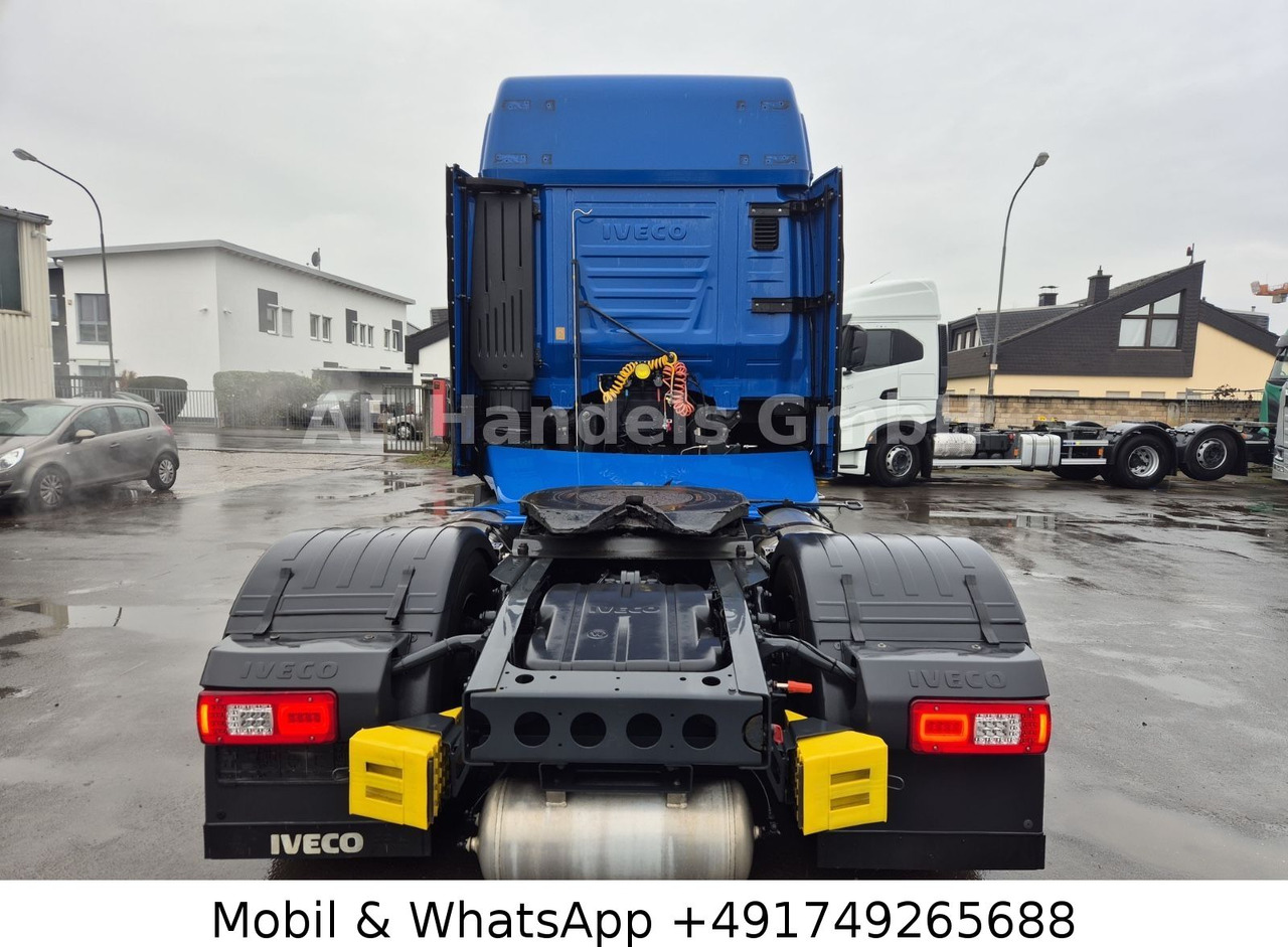 Iveco S-Way 460 AS LNG *Retarder/ACC/2xTank/LED/Leder - Тягач: фото 4 Iveco S-Way 460 AS LNG *Retarder/ACC/2xTank/LED/Leder - Тягач: фото 4