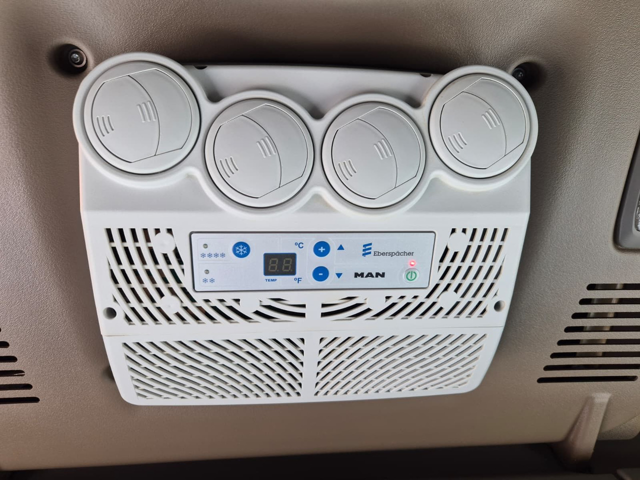 Тягач MAN TGX 18.510 BL 4x4 HydroDrive *Pritader/Hydr./ACC: фото 20 Тягач MAN TGX 18.510 BL 4x4 HydroDrive *Pritader/Hydr./ACC: фото 20