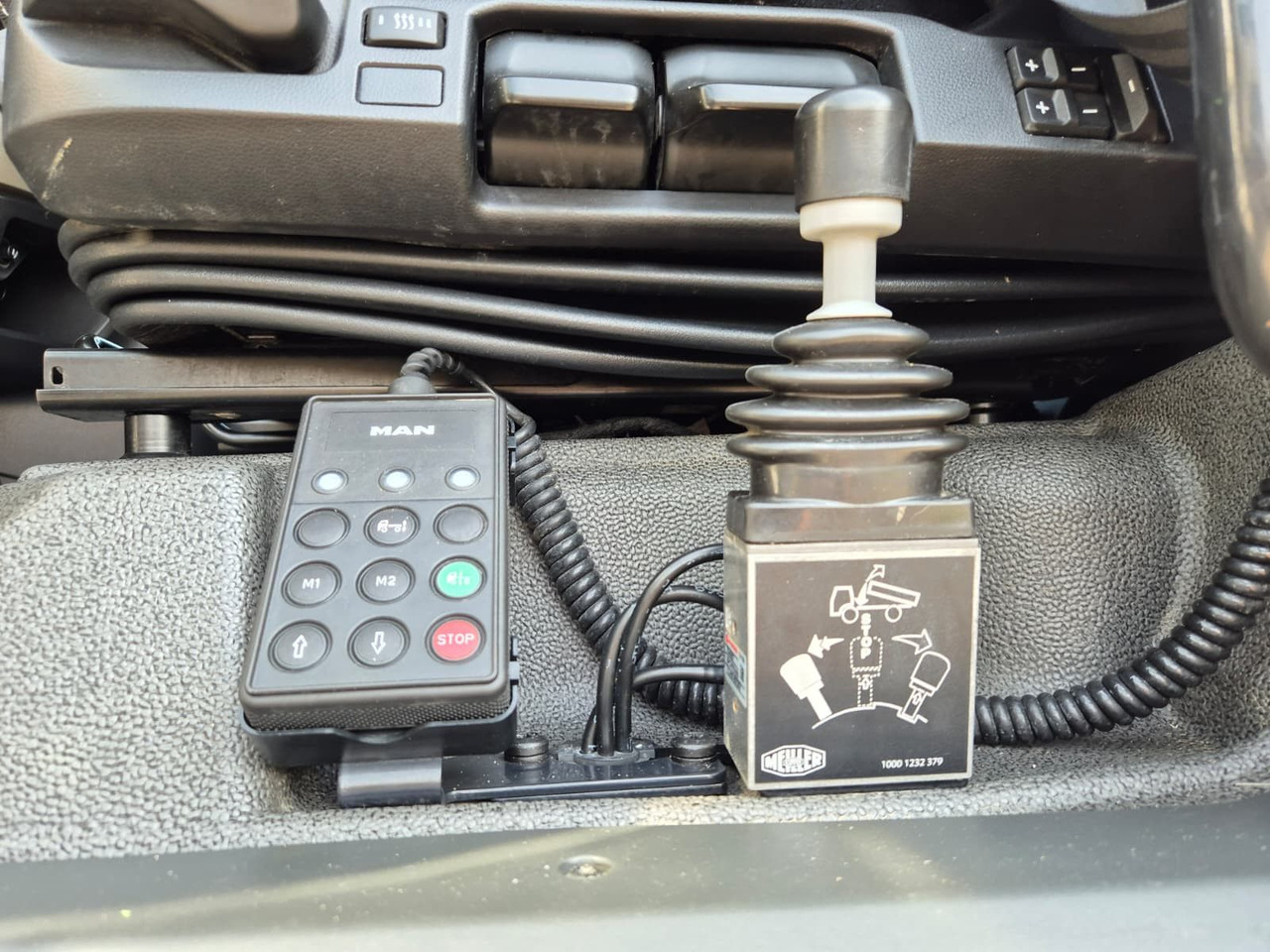 Тягач MAN TGX 18.510 BL 4x4 HydroDrive *Pritader/Hydr./ACC: фото 21 Тягач MAN TGX 18.510 BL 4x4 HydroDrive *Pritader/Hydr./ACC: фото 21