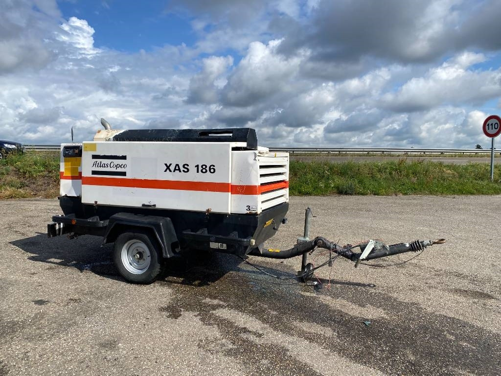 Atlas Copco XAS186DD Euro/Box Certificat CE endommagé - Воздушный компрессор: фото 3 Atlas Copco XAS186DD Euro/Box Certificat CE endommagé - Воздушный компрессор: фото 3