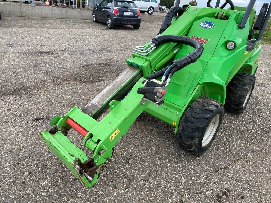 Компактный фронтальный погрузчик Avant M 528 EIPTT /Certificat CE endommagée: фото 23 Компактный фронтальный погрузчик Avant M 528 EIPTT /Certificat CE endommagée: фото 23