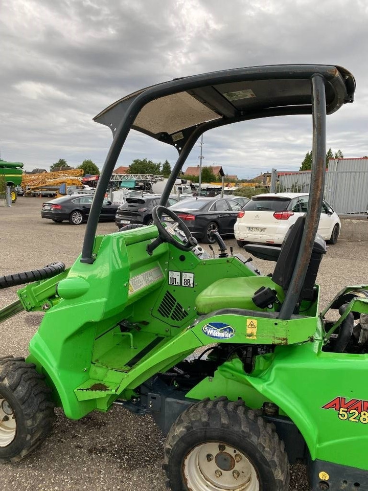 Компактный фронтальный погрузчик Avant M 528 EIPTT /Certificat CE endommagée: фото 30 Компактный фронтальный погрузчик Avant M 528 EIPTT /Certificat CE endommagée: фото 30