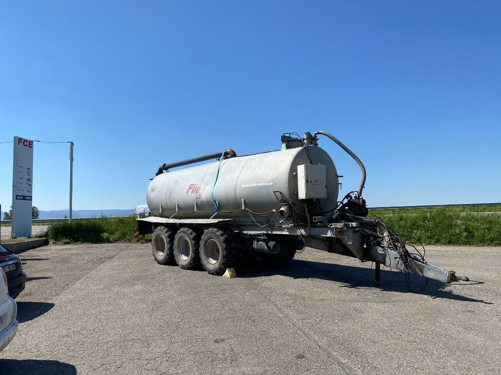 Fliegl WFG10100/Châssis Porteur-Citerne 24000Litres - Цистерна для жидкого навоза: фото 3 Fliegl WFG10100/Châssis Porteur-Citerne 24000Litres - Цистерна для жидкого навоза: фото 3