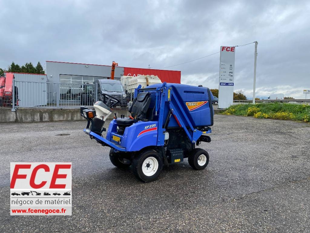 Iseki SF 235F 1er Main endommagée - Косилка: фото 1 Iseki SF 235F 1er Main endommagée - Косилка: фото 1
