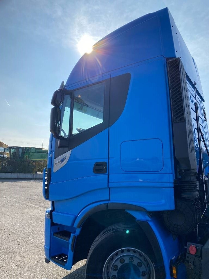 Грузовик-контейнеровоз/ Сменный кузов Iveco STRALIS 460NP LNG RETARDER: фото 32