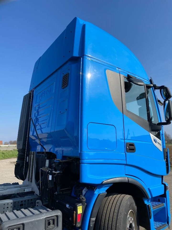 Грузовик-контейнеровоз/ Сменный кузов Iveco STRALIS 460NP LNG RETARDER: фото 39