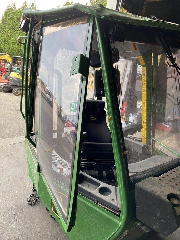 Кабина для Грузовиков John Deere SERIE 10: фото 19