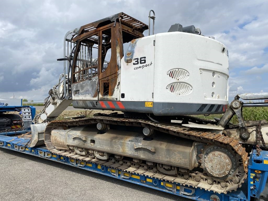 Liebherr R936 COMPACT NLC de 2022 Vente en pièces détachée - Гусеница для Строительной техники: фото 2 Liebherr R936 COMPACT NLC de 2022 Vente en pièces détachée - Гусеница для Строительной техники: фото 2