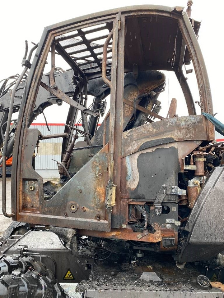 Колёсный экскаватор Mecalac 9 MWR / 1er Main Origine Française endommagée: фото 20