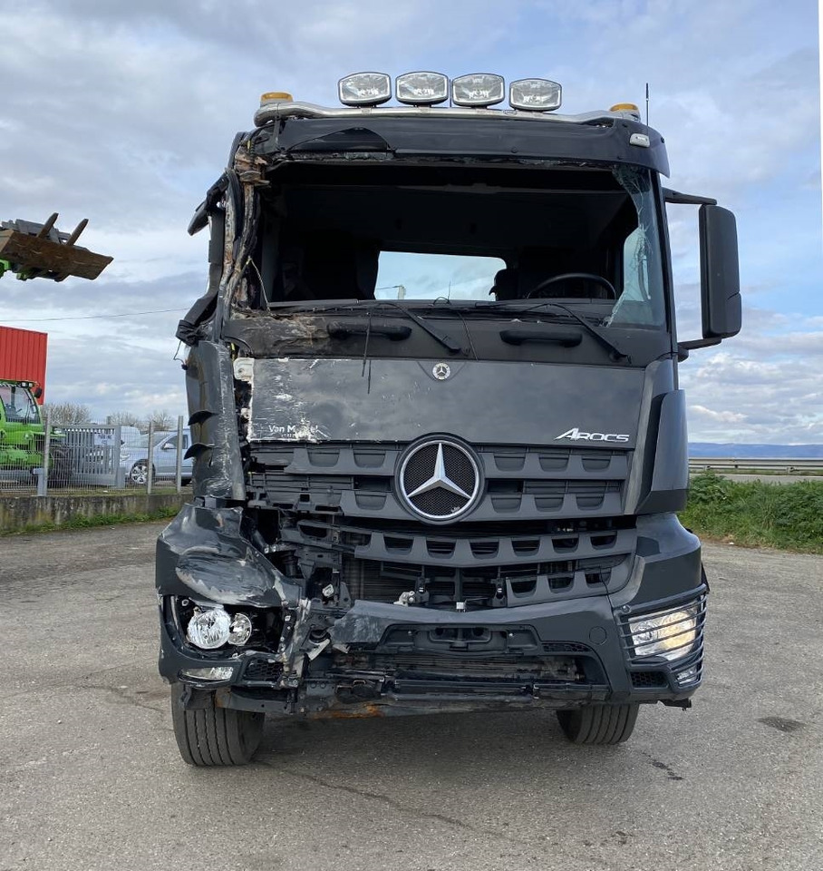 Mercedes-Benz AROCS 3751 8x4 / 1er Main endommagé - Грузовик-шасси: фото 2 Mercedes-Benz AROCS 3751 8x4 / 1er Main endommagé - Грузовик-шасси: фото 2