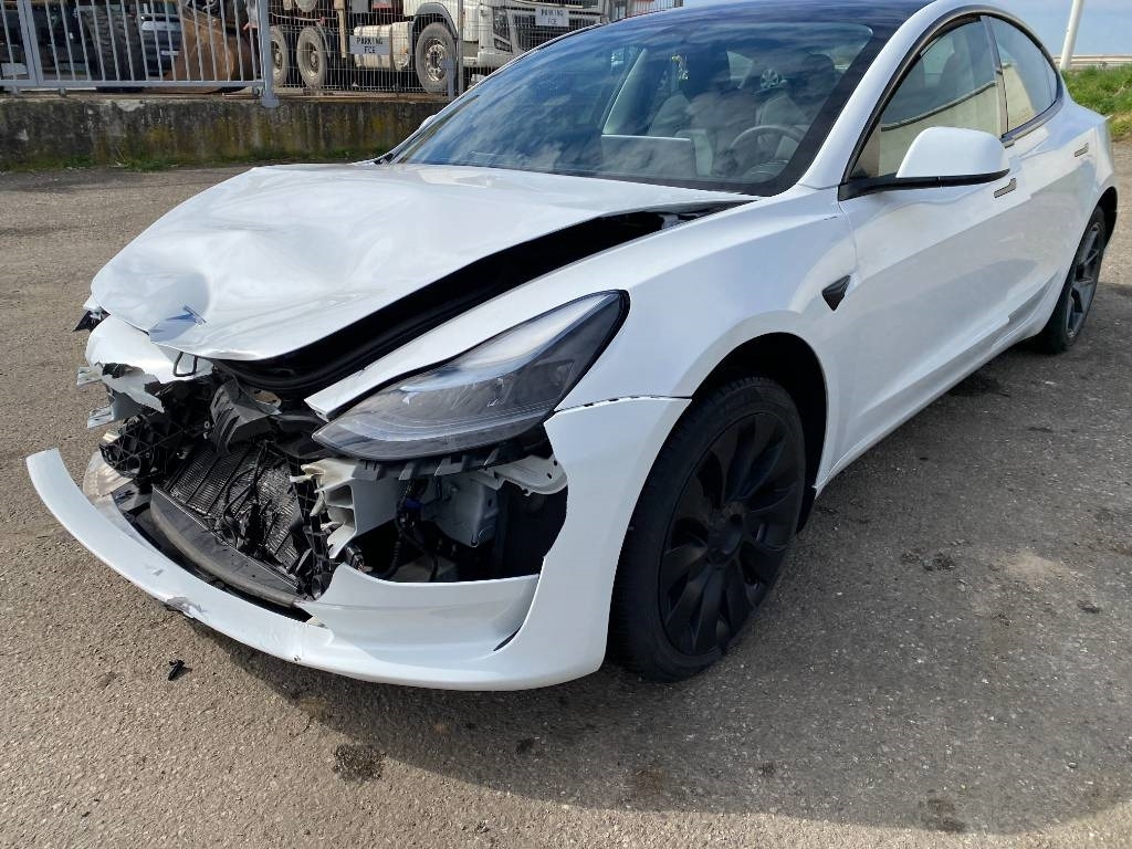 Седан Tesla MODEL 3 - 5YJ3 Rwd Origine Française: фото 25