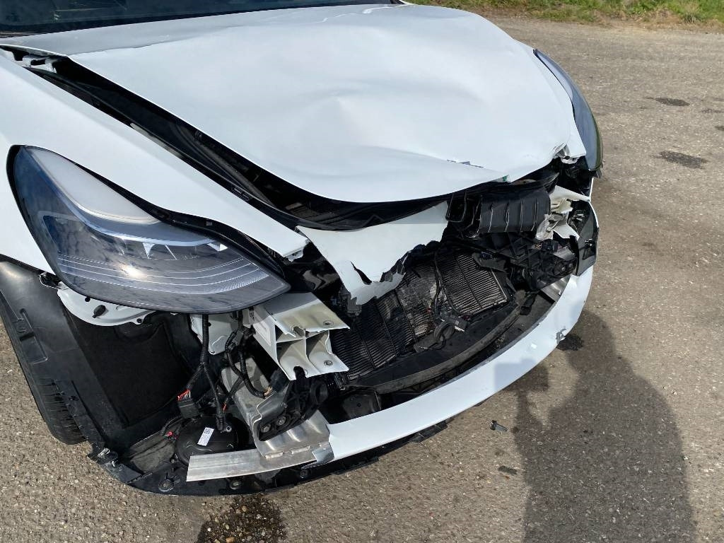 Седан Tesla MODEL 3 - 5YJ3 Rwd Origine Française: фото 10
