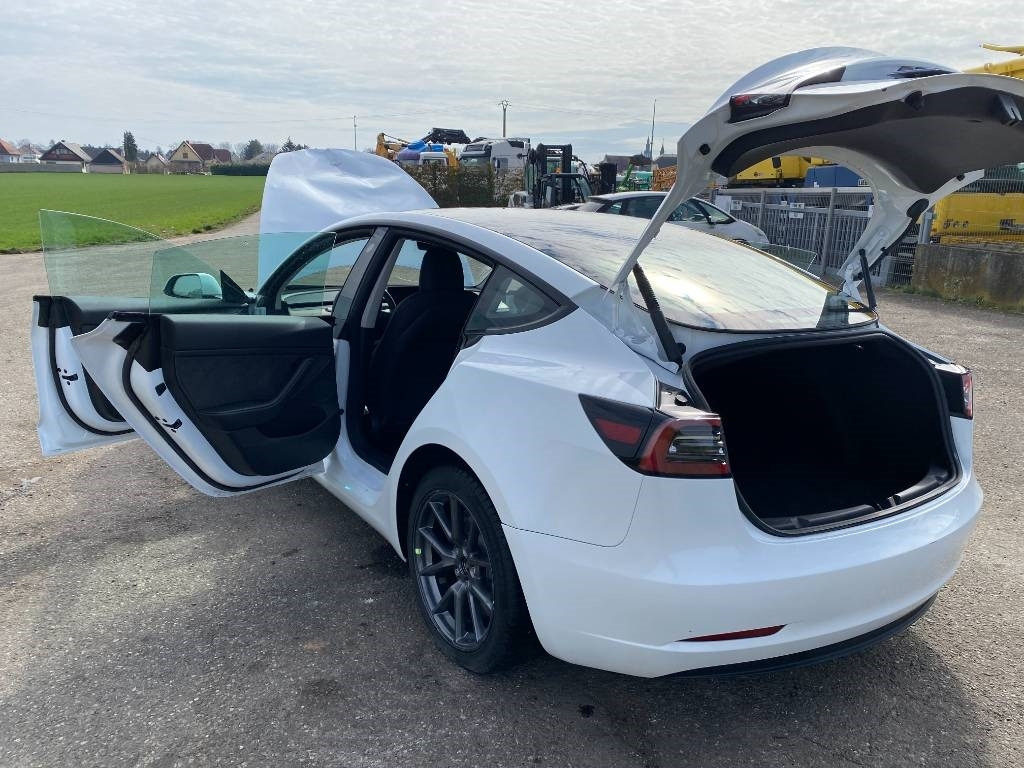 Седан Tesla MODEL 3 - 5YJ3 Rwd Origine Française: фото 22