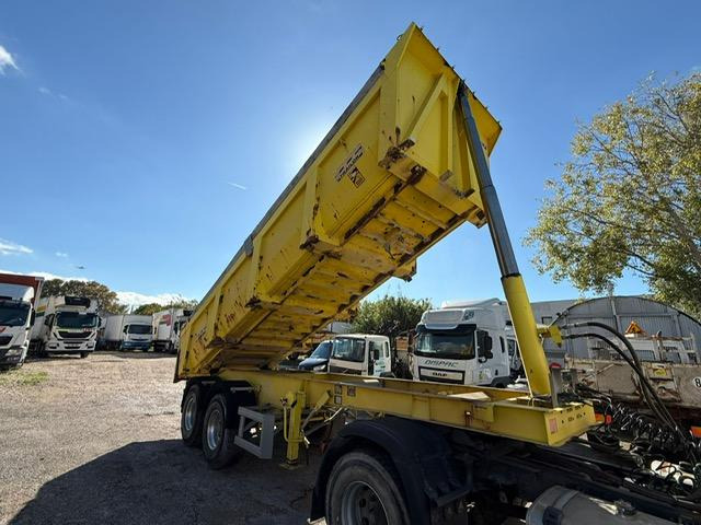 GENERAL TRAILERS EUROPA TRAILOR 690 BENNE ACIER - Самосвальный полуприцеп: фото 2 GENERAL TRAILERS EUROPA TRAILOR 690 BENNE ACIER - Самосвальный полуприцеп: фото 2