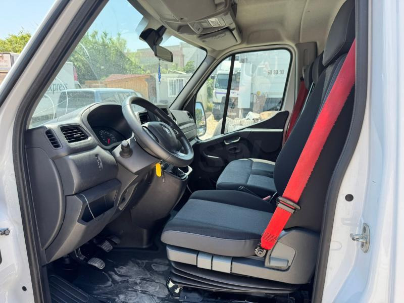Renault Master 2.5 150 cv - Фургон с закрытым кузовом: фото 4 Renault Master 2.5 150 cv - Фургон с закрытым кузовом: фото 4