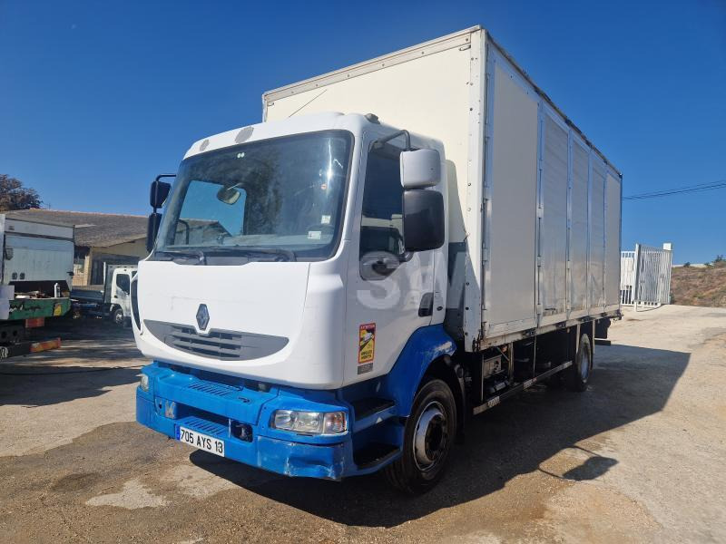 Renault Midlum 220 DCI - Грузовик с закрытым кузовом: фото 1 Renault Midlum 220 DCI - Грузовик с закрытым кузовом: фото 1
